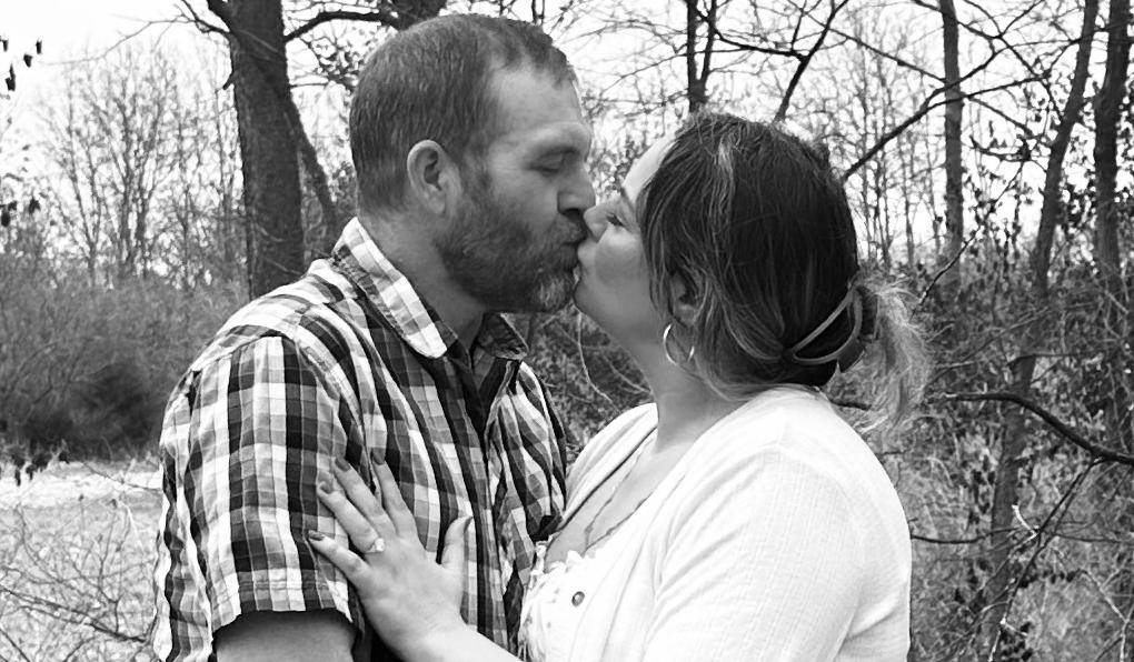 The Wedding Website of Alicia Heeszel and Jason Halcomb