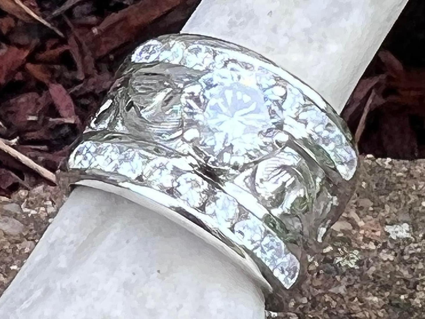 The Wedding Website of Jonna Lee and Zack Blevins