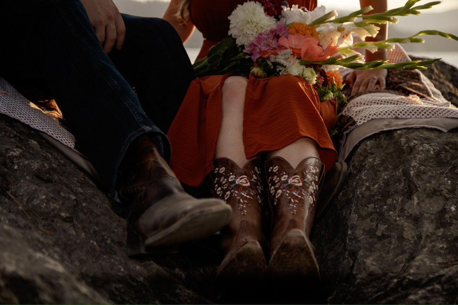 The Wedding Website of Ahnaleisa Hodges and Chandler Rogers