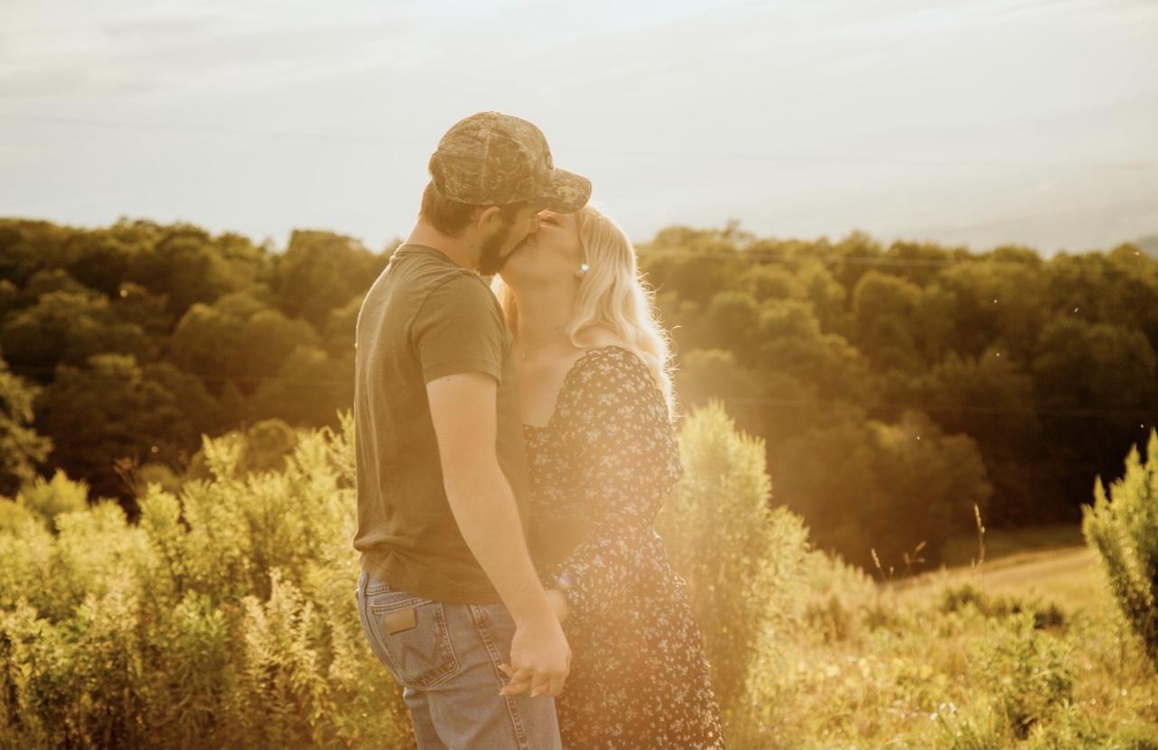 The Wedding Website of Olivia Woodward and Sean McKernon