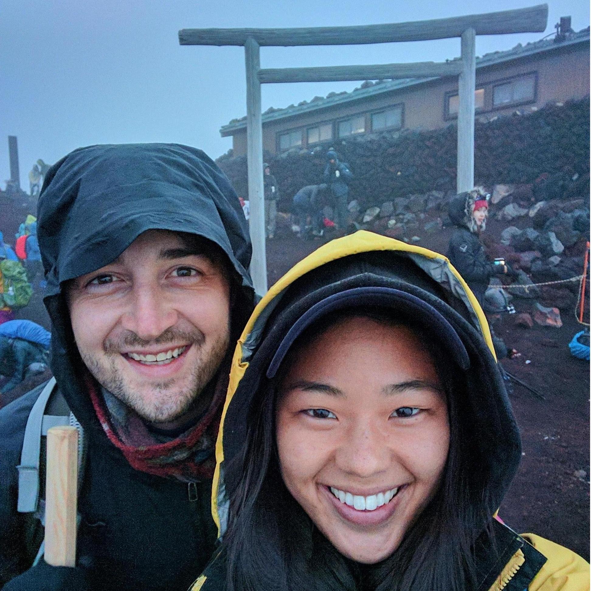 We did it! The top of Mt. Fuji. Fuji, Japan Summer 2017
富士山に登りました。日の出を見るつもりがあいにくの雨。何も見えなかった。。。
