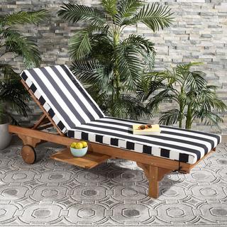 Newport Chaise Lounge Chair with Side Table