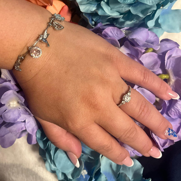 Manicure For The Wedding