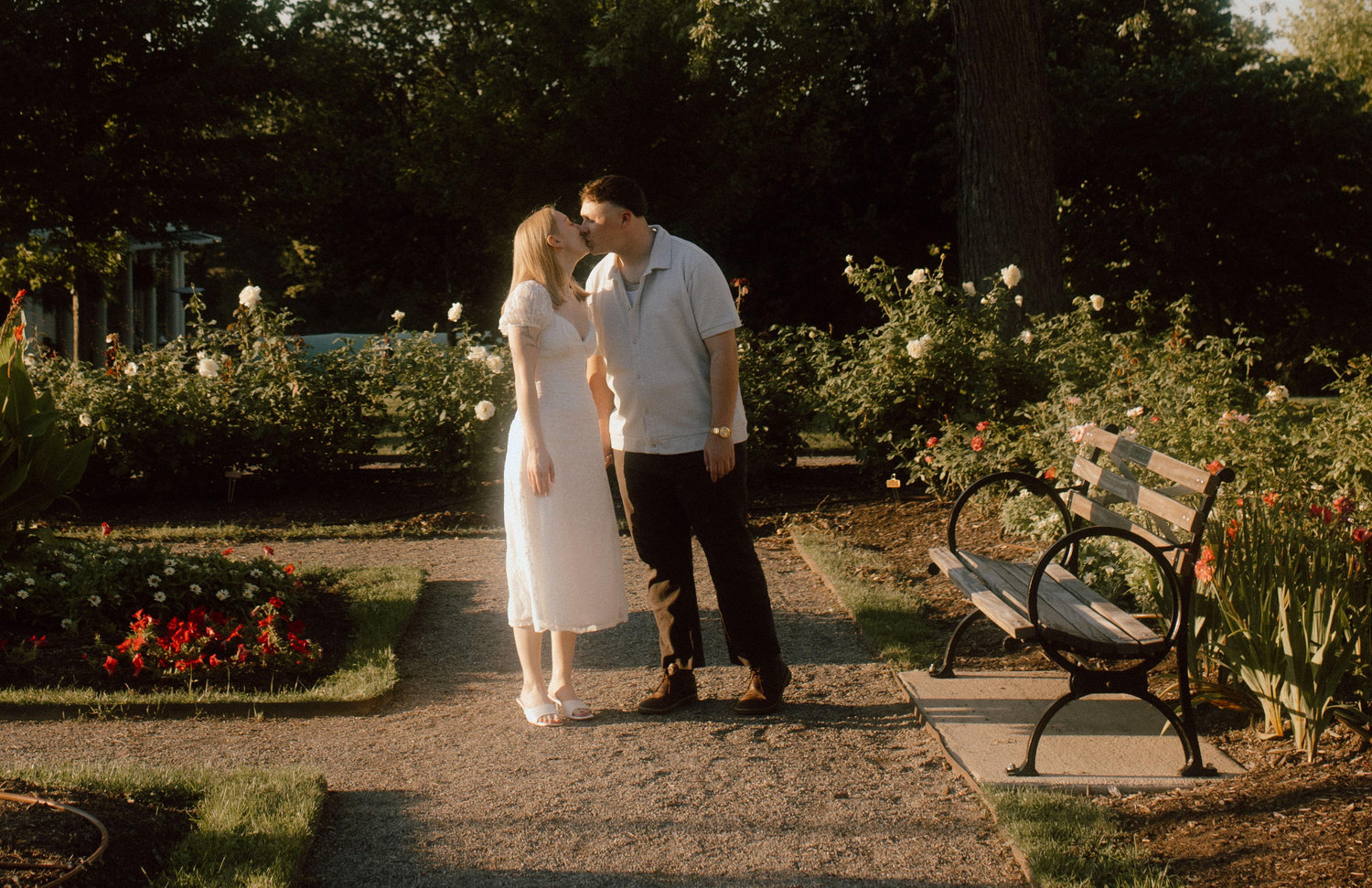 The Wedding Website of Robyn Hammond and Timothy Sonker