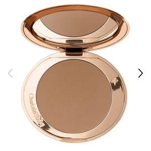 Airbrush Matte Bronzer in Medium-Medium Gold Bronze