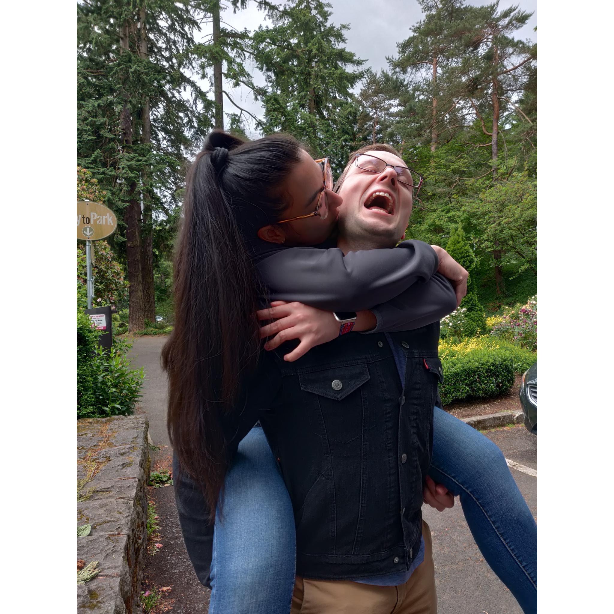 Piggy back ride attack!