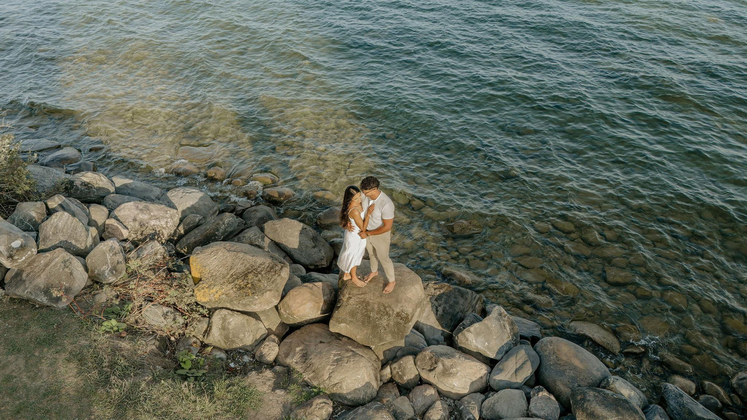The Wedding Website of Avril Lobo and Viyan Tissera