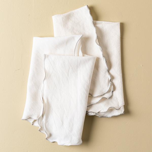Ruffled Edge Napkin