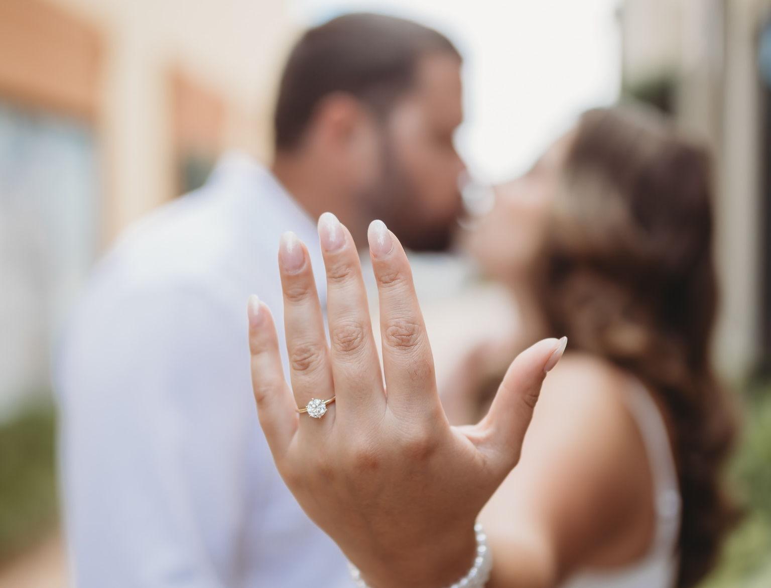 The Wedding Website of Anaelisse Bernal and Dustin Hughes