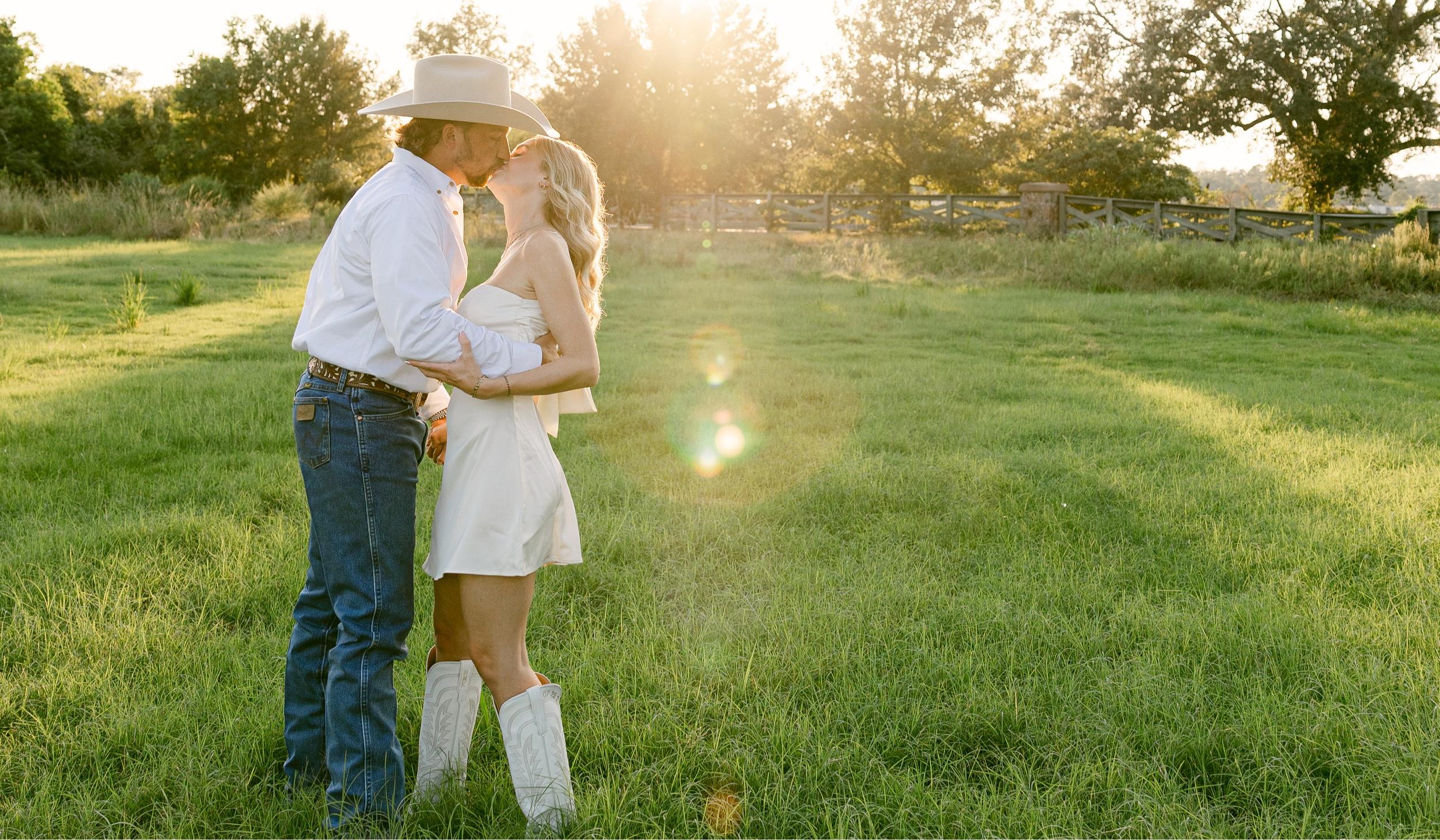 The Wedding Website of Madelyn Smith and Jakob Kendrick