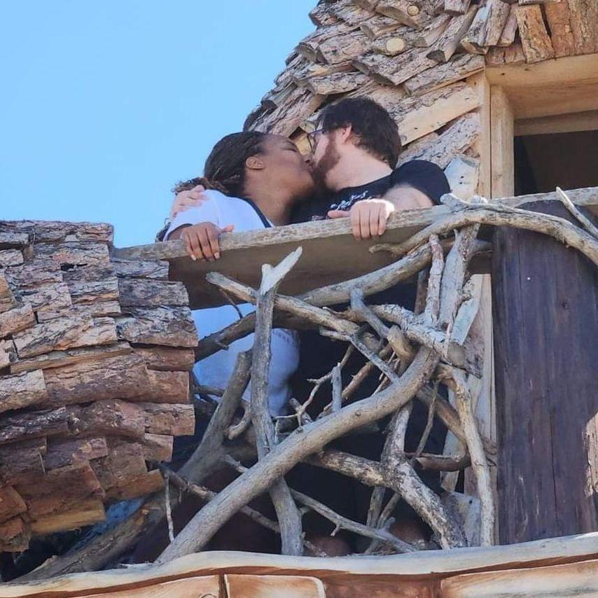 A Legendary Kiss on a Legendary Jackalope!