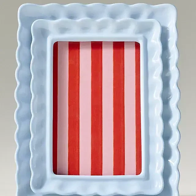 Philippa Scalloped Picture Frame