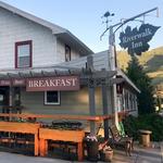 Riverwalk Inn & Cafe