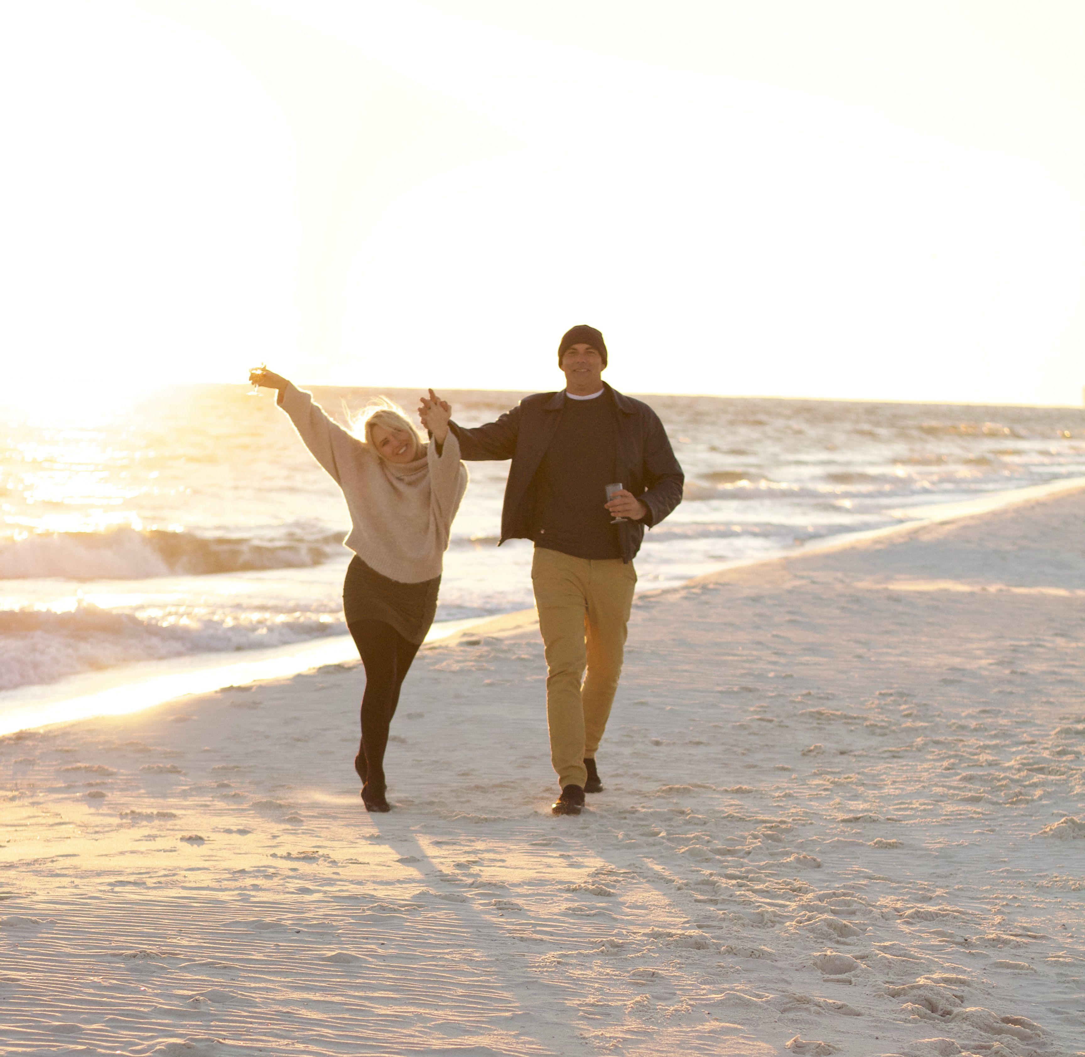 The Wedding Website of Alina Vergara and Joel Macks