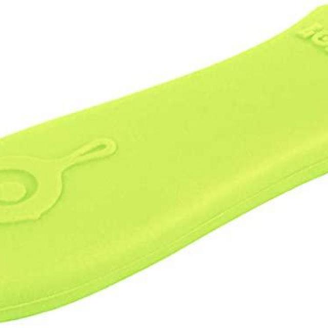 Lodge ASHH51MPK Silicone Hot Handle Holder, 1 EA, Green