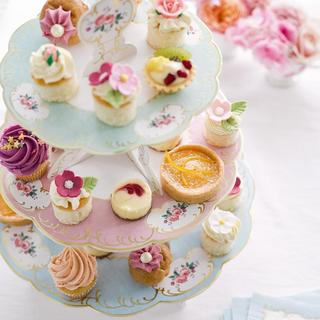 Truly Chintz 3-Tier Reversible Cakestand with Gold Foil
