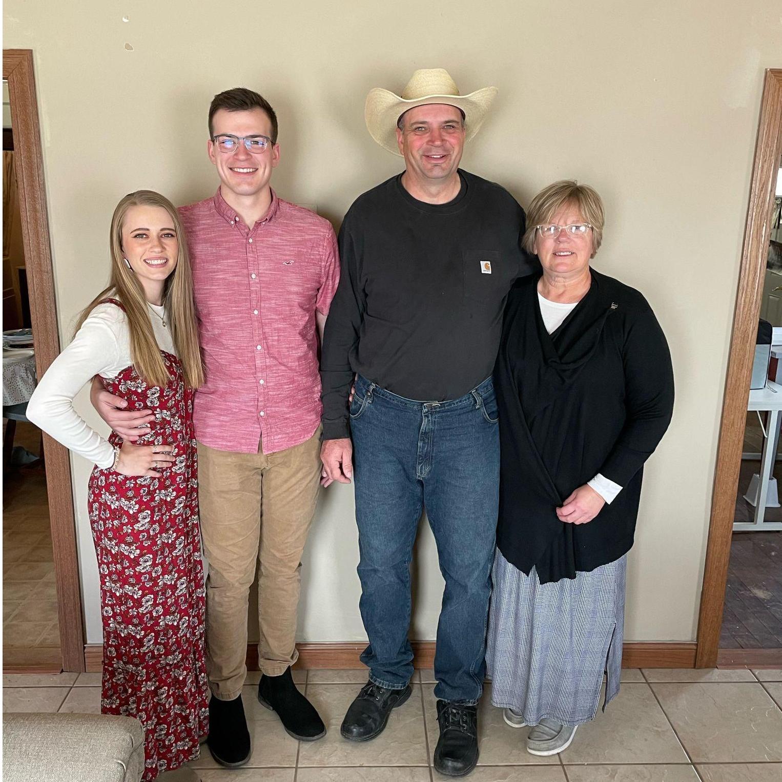 We had a great Easter spent at Jordan's Dad's Church and Ranch!