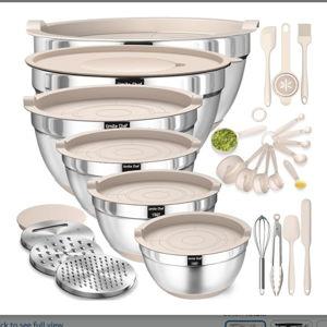 Mixing Bowls with Airtight Lids Set, 26PCS Stainless Steel Khaki Bowls with Grater Attachments, Non-Slip Bottoms & Kitchen Gadgets Set, Size 7, 4, 2.5, 2.0,1.5, 1QT, Great for Mixing & Serving
