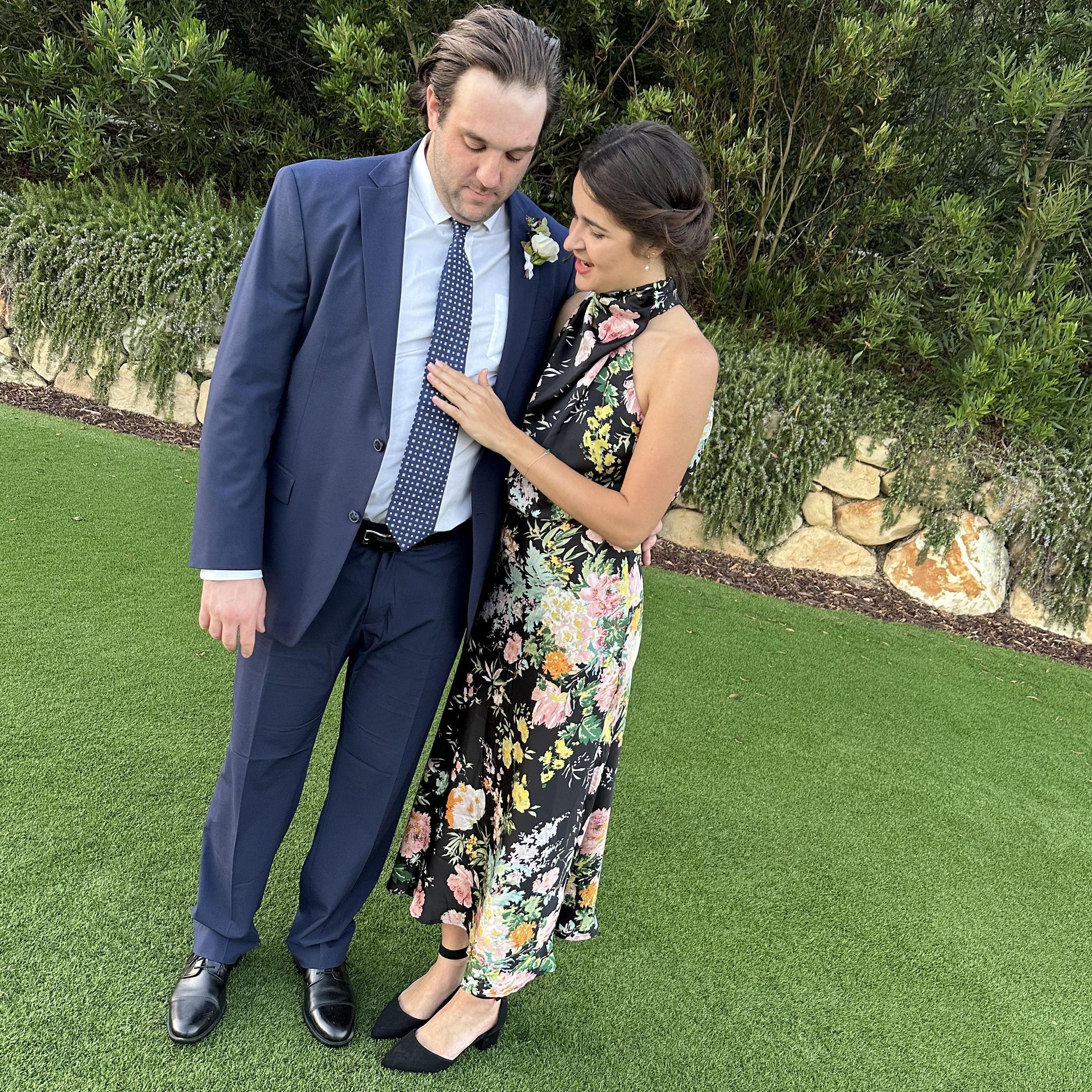 "Wouldn't this hand look fabulous if it had a RING on it?" — Amanda to Teddy, probably.