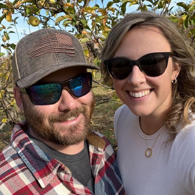 Apple Picking at Royal Oak Farm