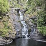 Raymondskill Falls hiking trails