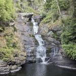 Raymondskill Falls hiking trails