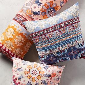 Risa Pillow