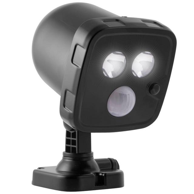 Energizer 300 Lumens LED Motion Sensing Spotlight Black