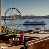 The Athenian Seafood Restaurant at Pike Place Market
