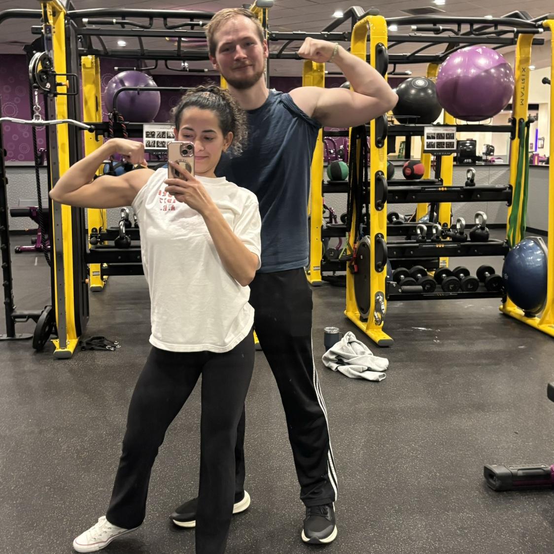 My arms are bigger than his legs 💪