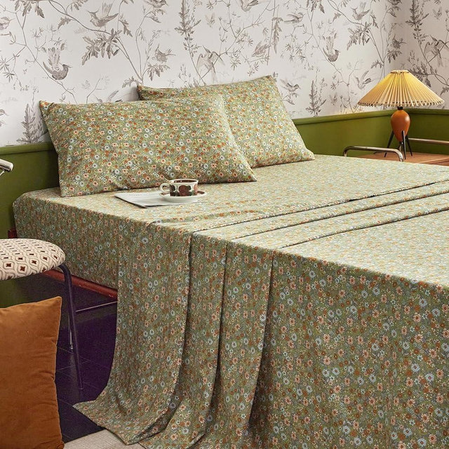 Wake In Cloud - Shabby Chic Bed Sheets, 4-Piece Sheet Set, Floral Flower Pattern Printed Country Coquette Cottage Aesthetic Bedding, Deep Pocket, Olive Green, King Size