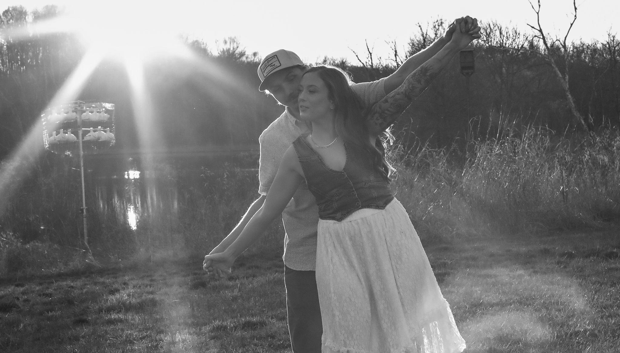 The Wedding Website of Caselyn Traughber and Zackery Paden