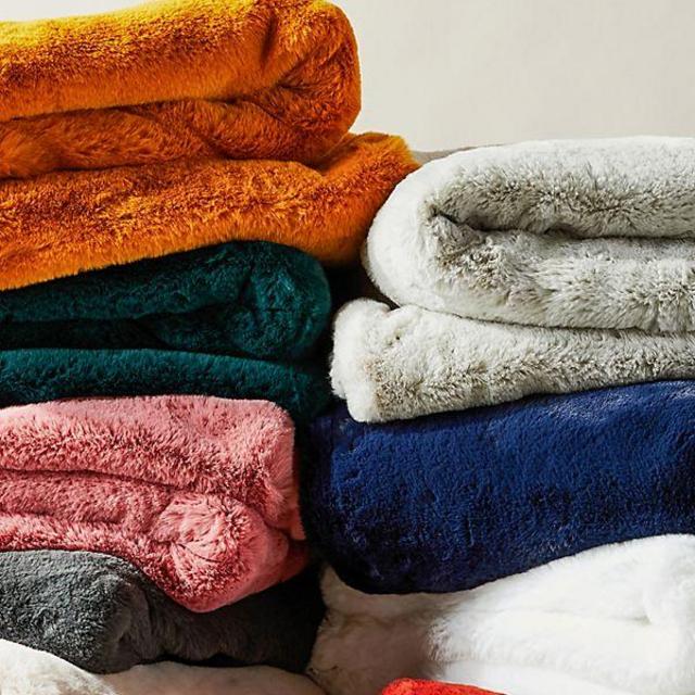 Sophie Faux Fur Throw Blanket - Light Grey