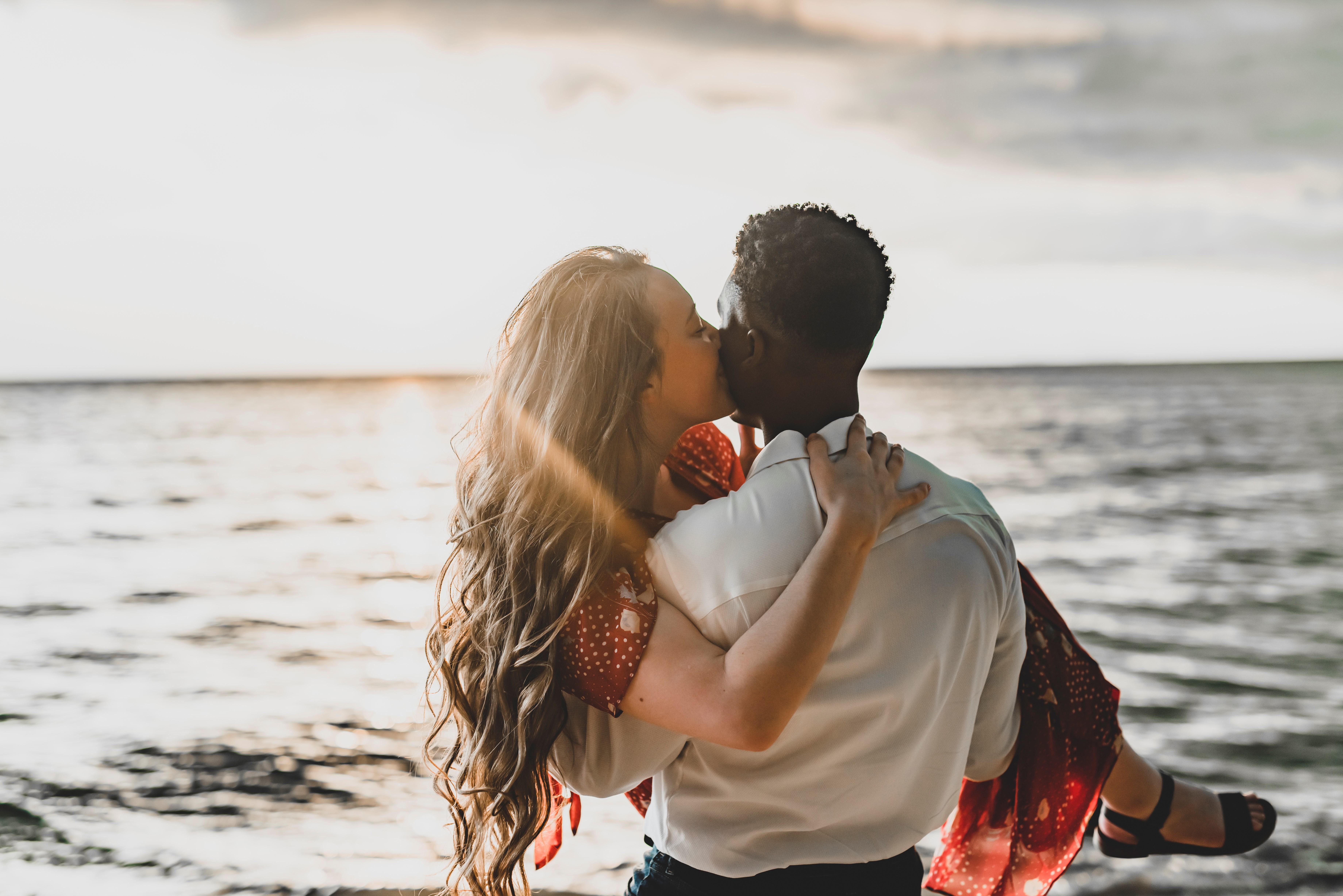 The Wedding Website of Robyn Daugherty and Xavier Miller