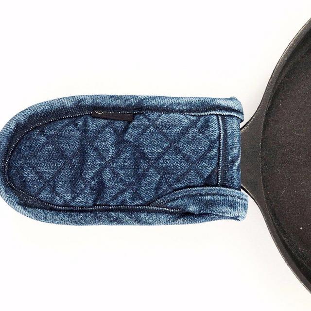 PAN HANDLE HOLDER