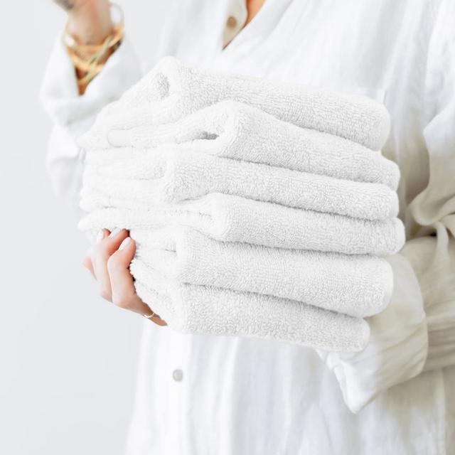Washcloth Sets, Hotel-Quality Bath - 100% Ring Spun Cotton, Ultra Plush, Absorbent, 6 Pack, White