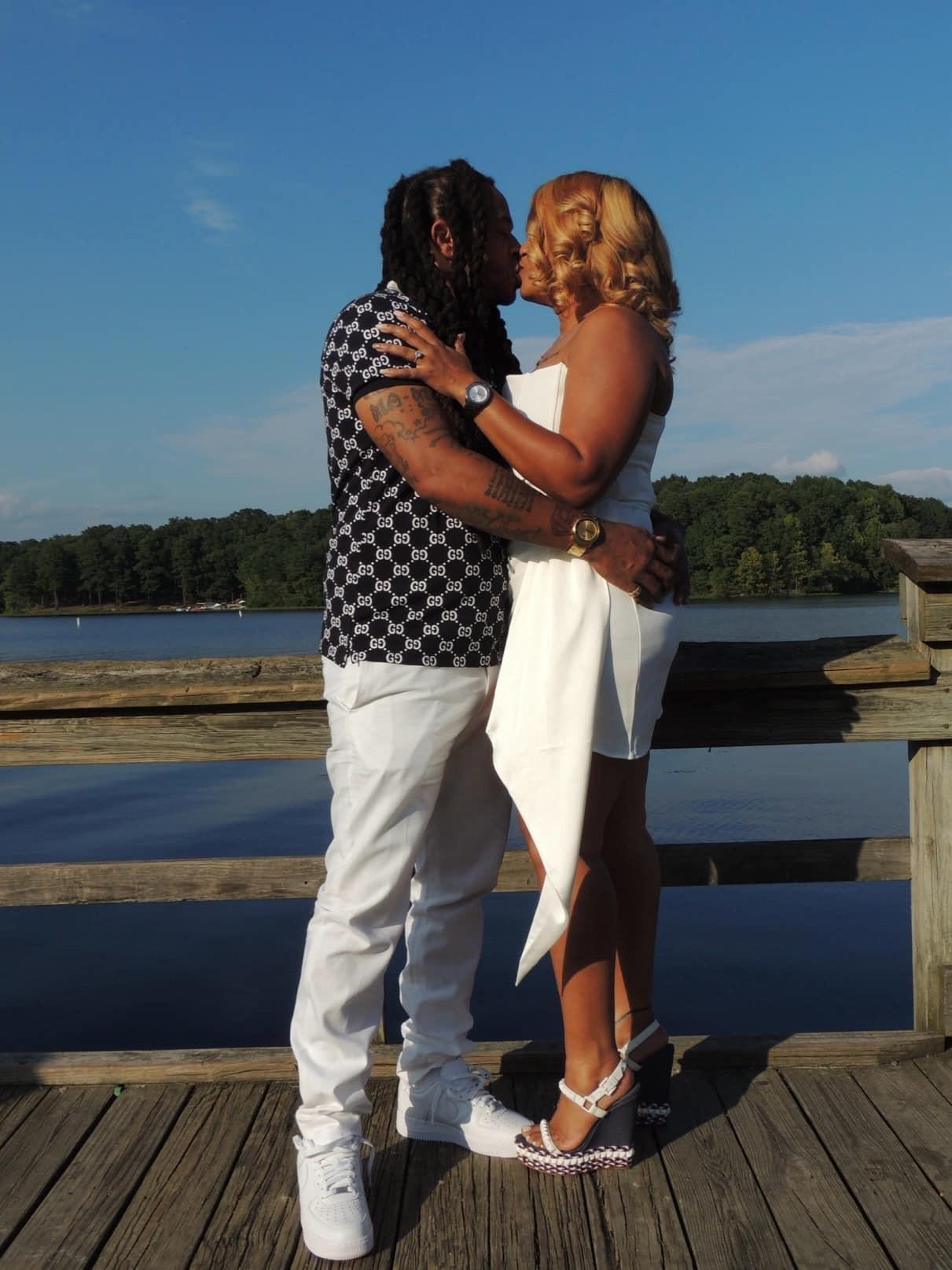 The Wedding Website of Rossy Beasley and Melissa Roney