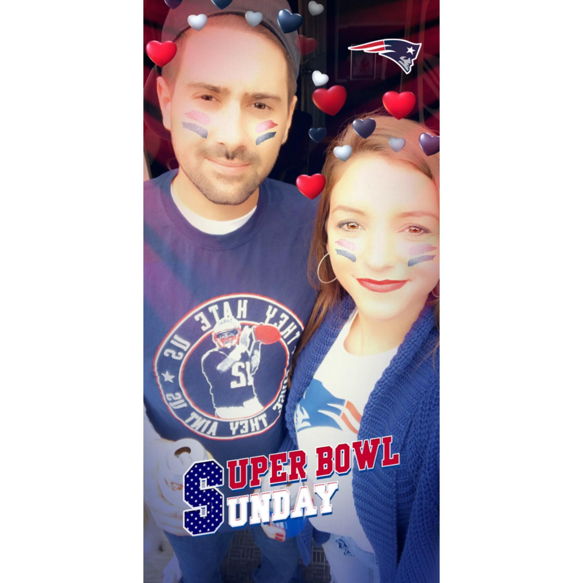 He occasionally gets me to sport some pats gear!