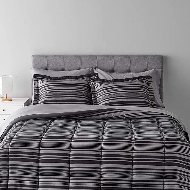 Amazon Basics 7-Piece Light-Weight Microfiber Bed-in-a-Bag Comforter Bedding Set - Full/Queen, Grey Calvin Stripe