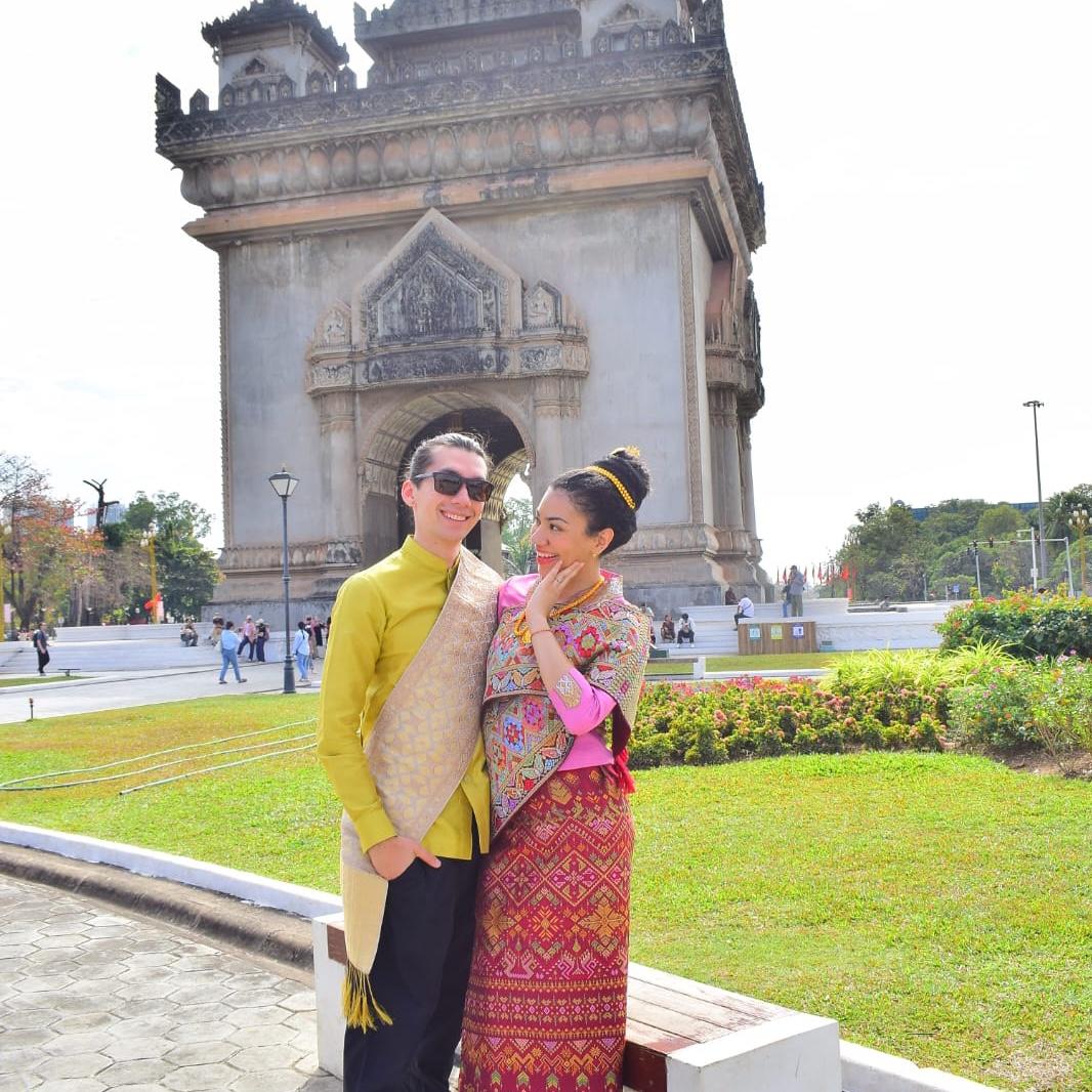 Ian and Cami in Laos!
