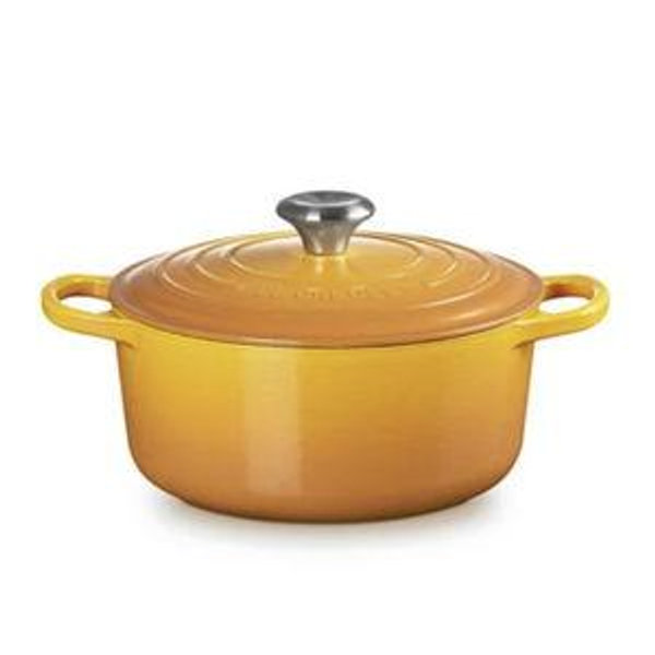 Signature Round Dutch Oven | Le Creuset Nectar