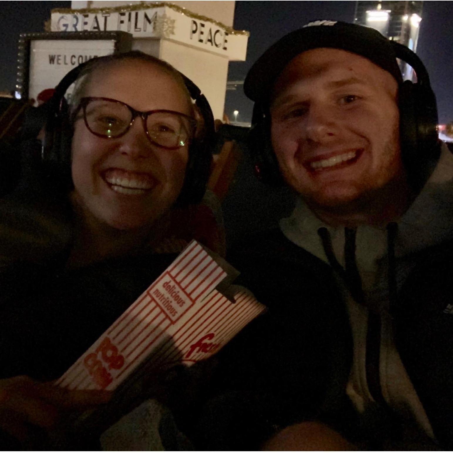 One of the the things we did that weekend was we saw a movie on the rooftop of a building... chilly but so fun!
