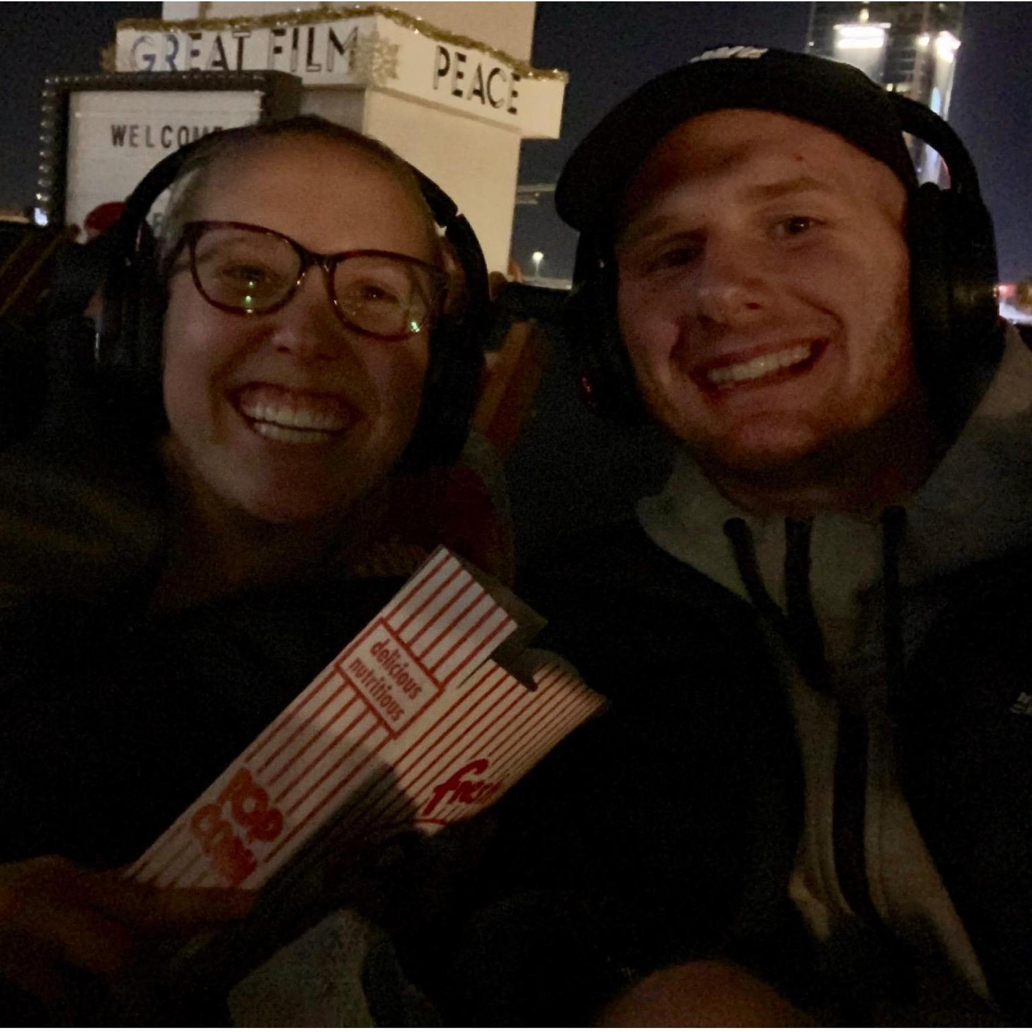 One of the the things we did that weekend was we saw a movie on the rooftop of a building... chilly but so fun!