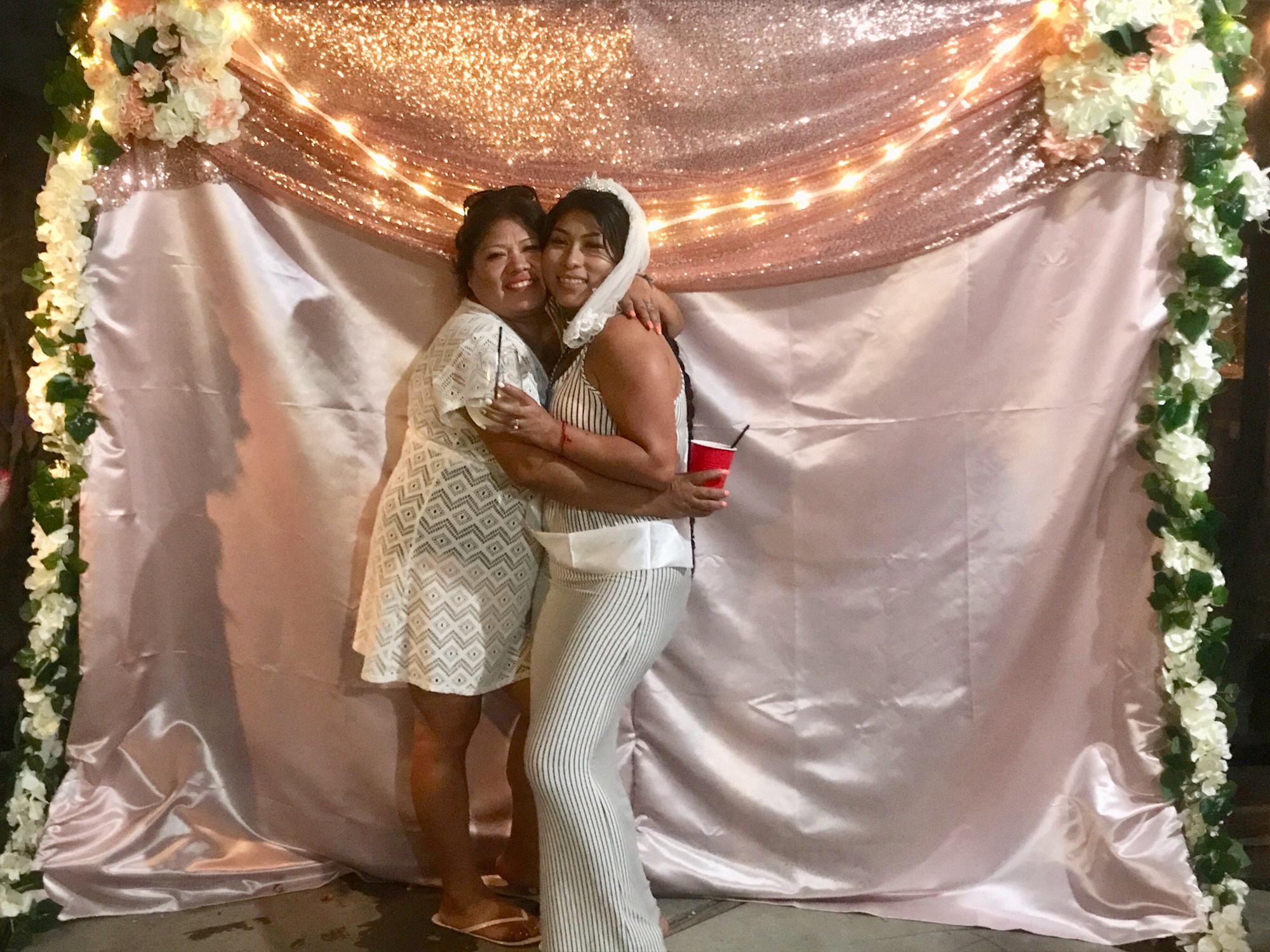 Bride with her mother <3