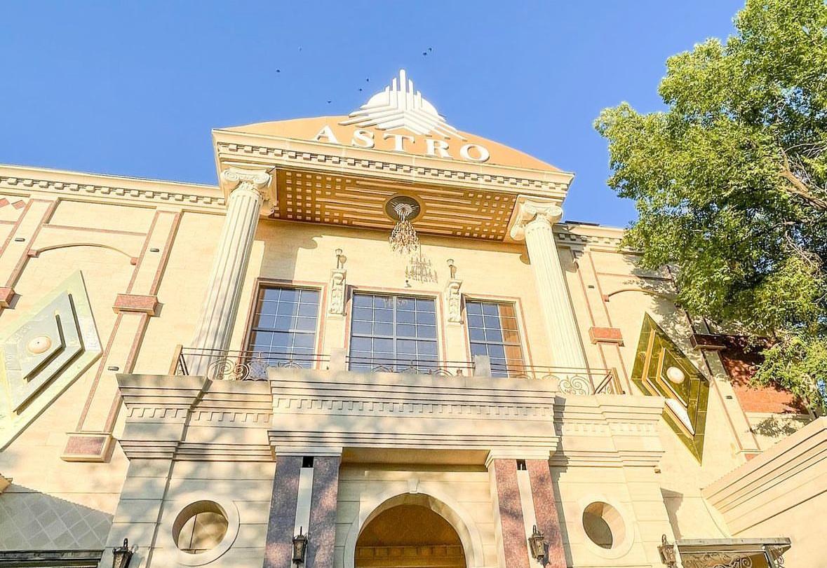 The Wedding Website of Kanybek Asanbekov and Guliza Aitkulova