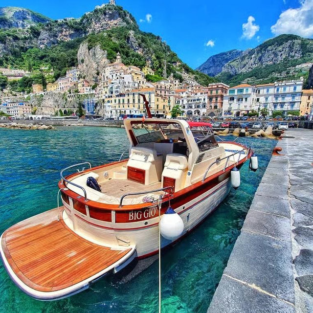 Positano and Amalfi Coast Boat Tour