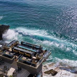 Dinner at the Rock Bar!