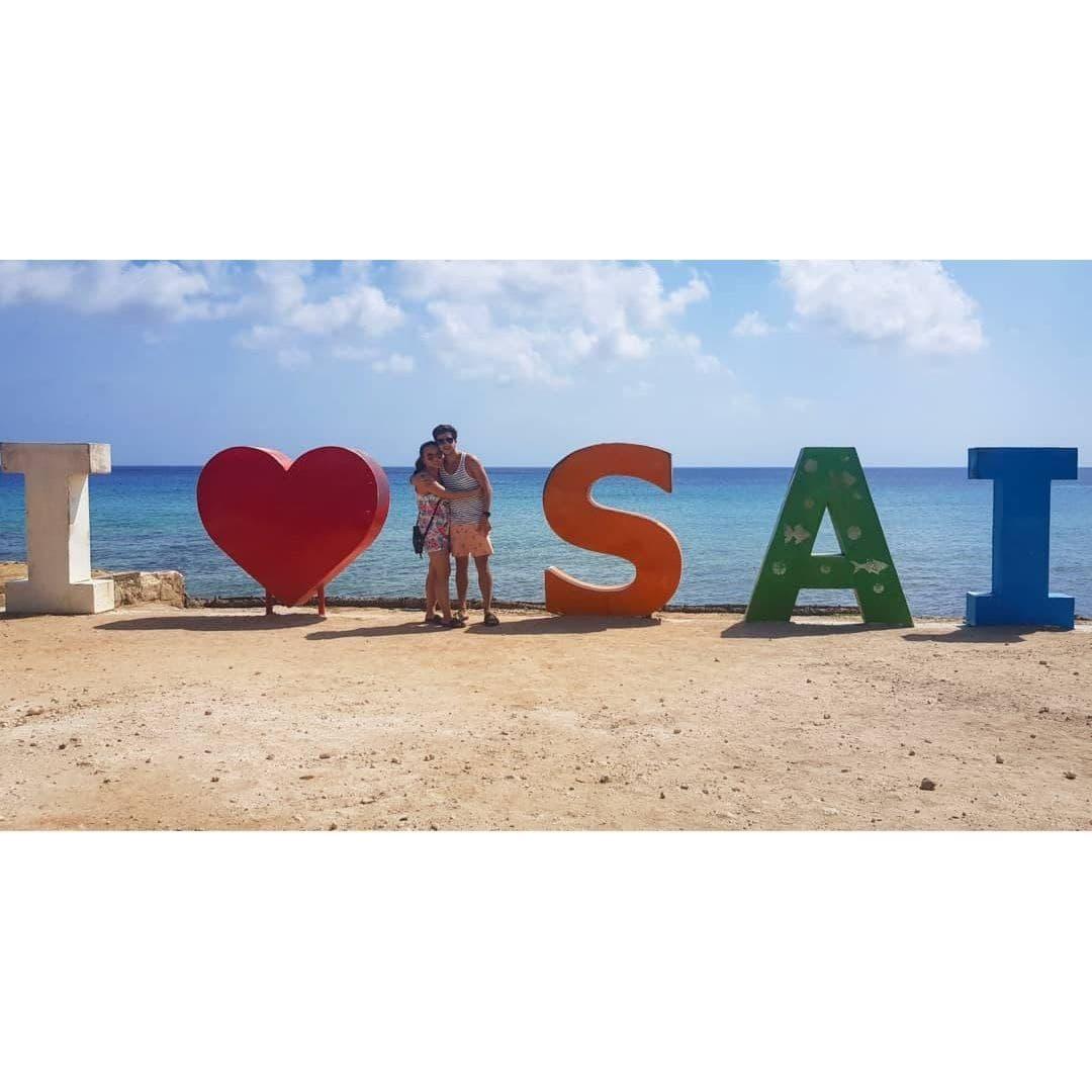 We went on an impromptu trip to San Andres Island. It's an island in the middle of the Caribbean sea. We love this trip so much!