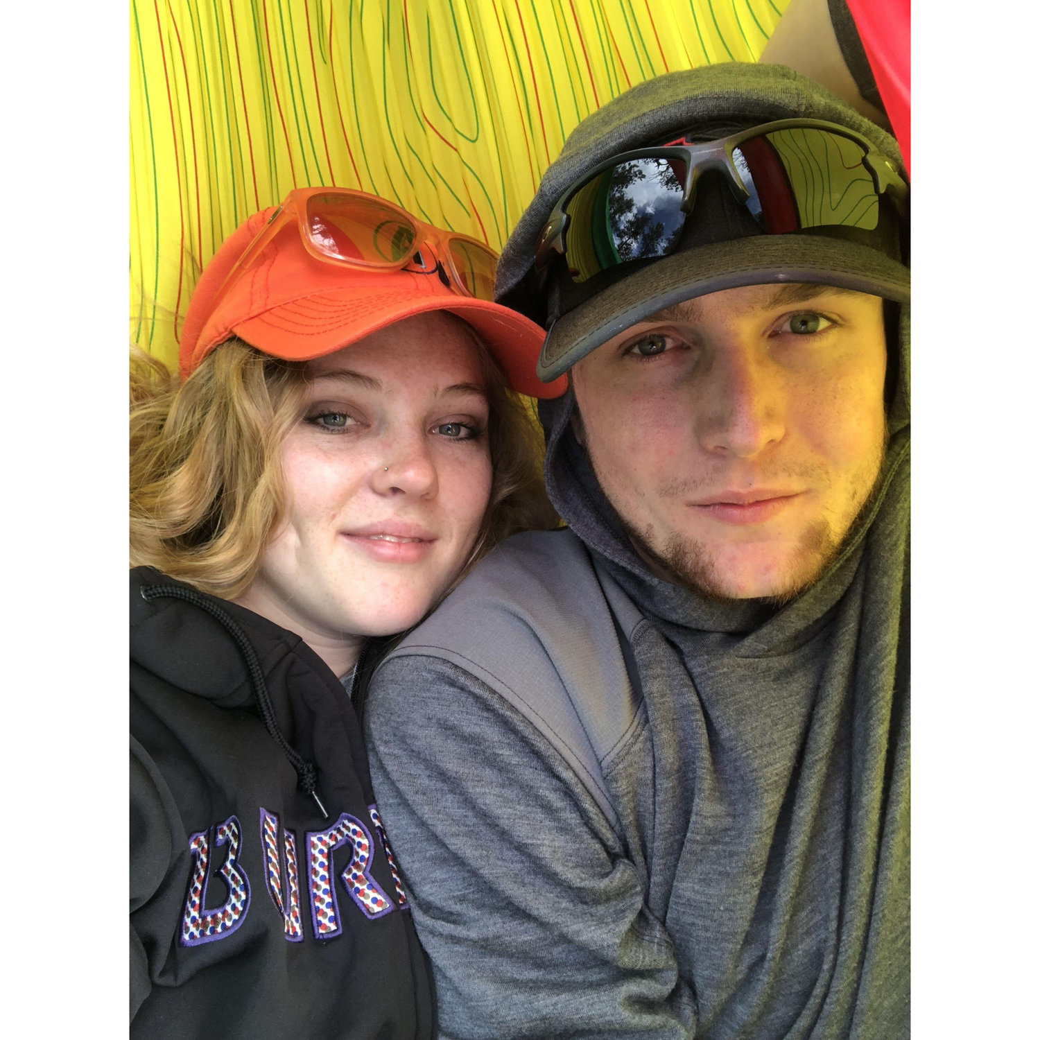 Hiking to hammock and chill.
