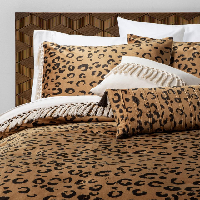 King 5pc Cassina Leopard Velvet Comforter Set Brown - Opalhouse™